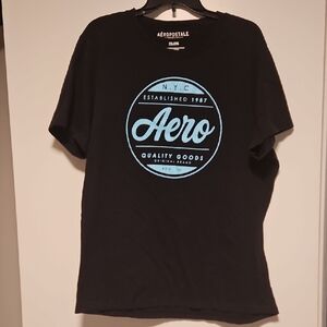 Aeropostale Men's Black Tee with Light Blue Graphic
